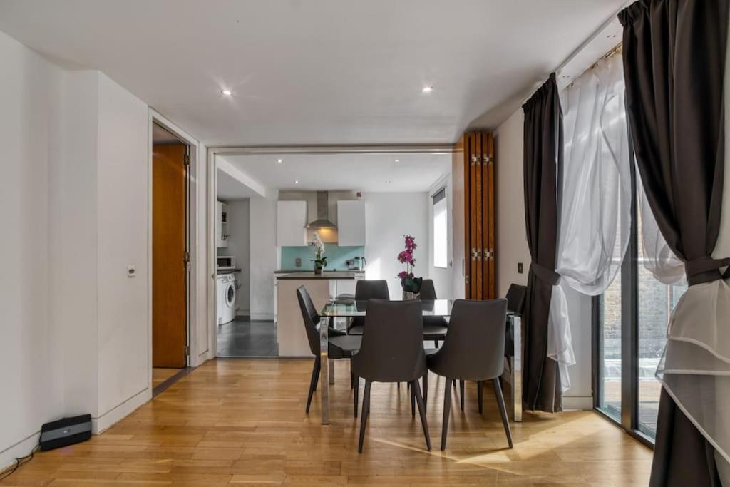3 Bdr & 2 Bathroom In Bond Street- Central Appartamento *