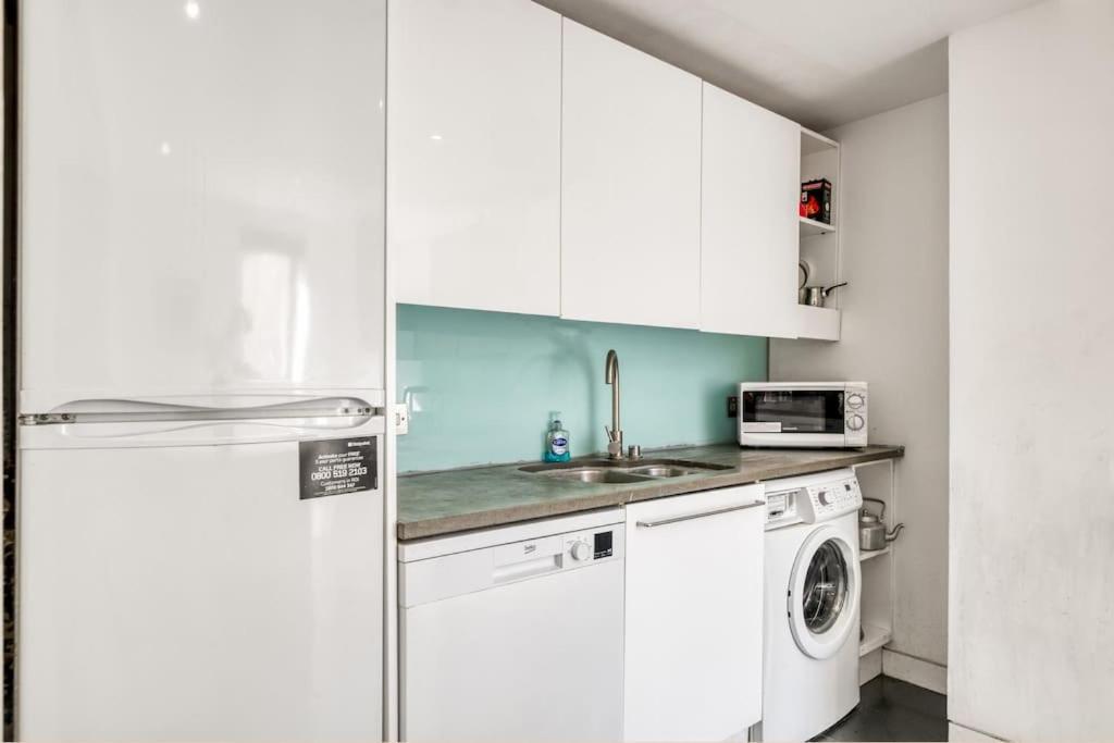 Appartamento 3 Bdr & 2 Bathroom In Bond Street- Central